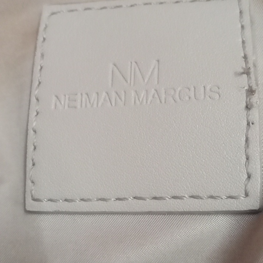 Neiman Marcus Handbag - Picture 11 of 16